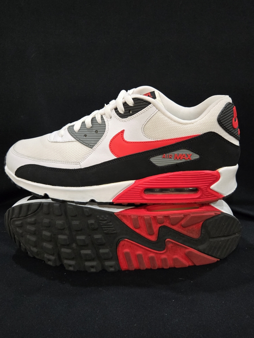 Nike Air Max 90 White Black Red Retro Sneakers Vintage